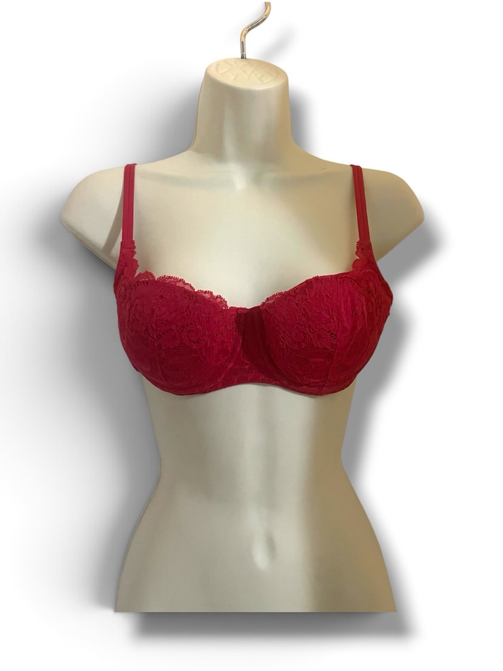Victoria's Secret Vintage Red Lace Underwire Bra 32B